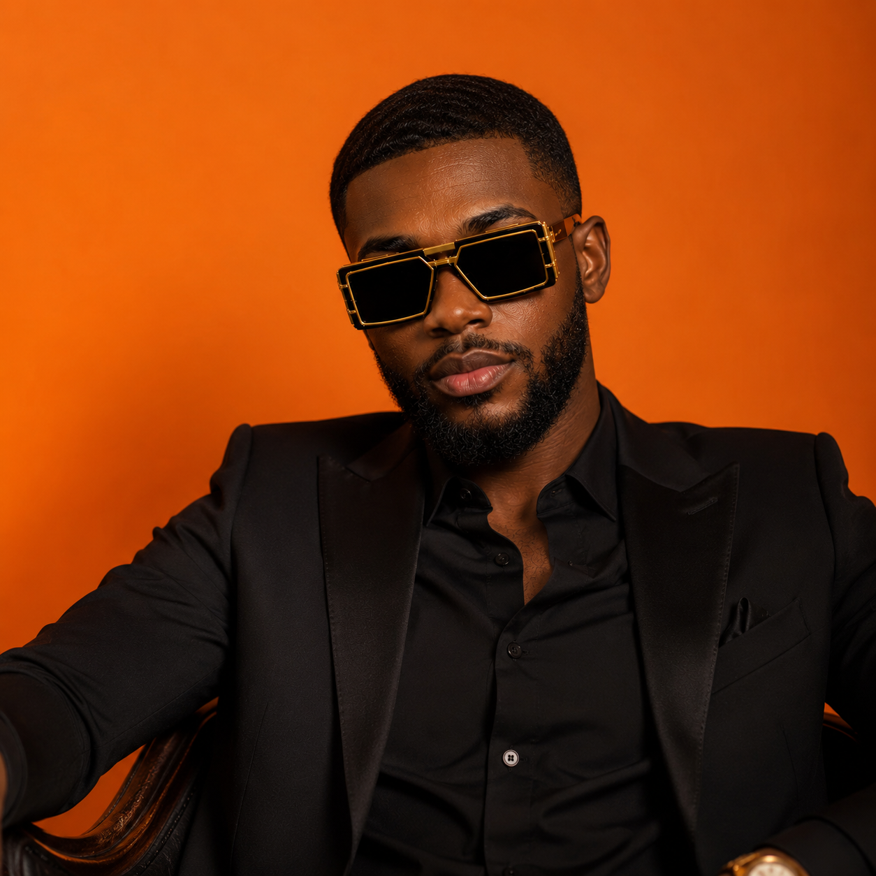 Apex Gold Edition – Premium Gold Frame Sunglasses 8
